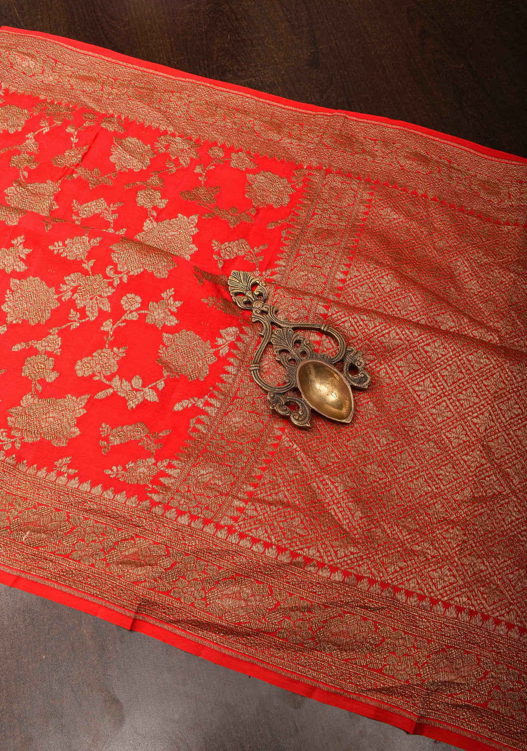 Crimson Banarasi Katan Silk Saree with Antique Floral Jaal and Borders | SILK MARK CERTIFIED