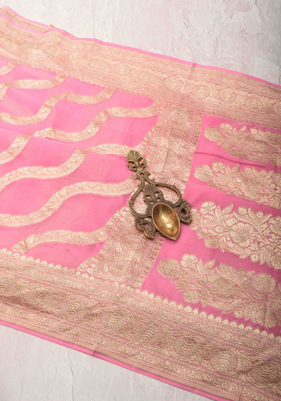 Pure Silk Georgett Saree in Pink with Leheria Pattern and Zari  Border | SILK MARK CERTIFIED