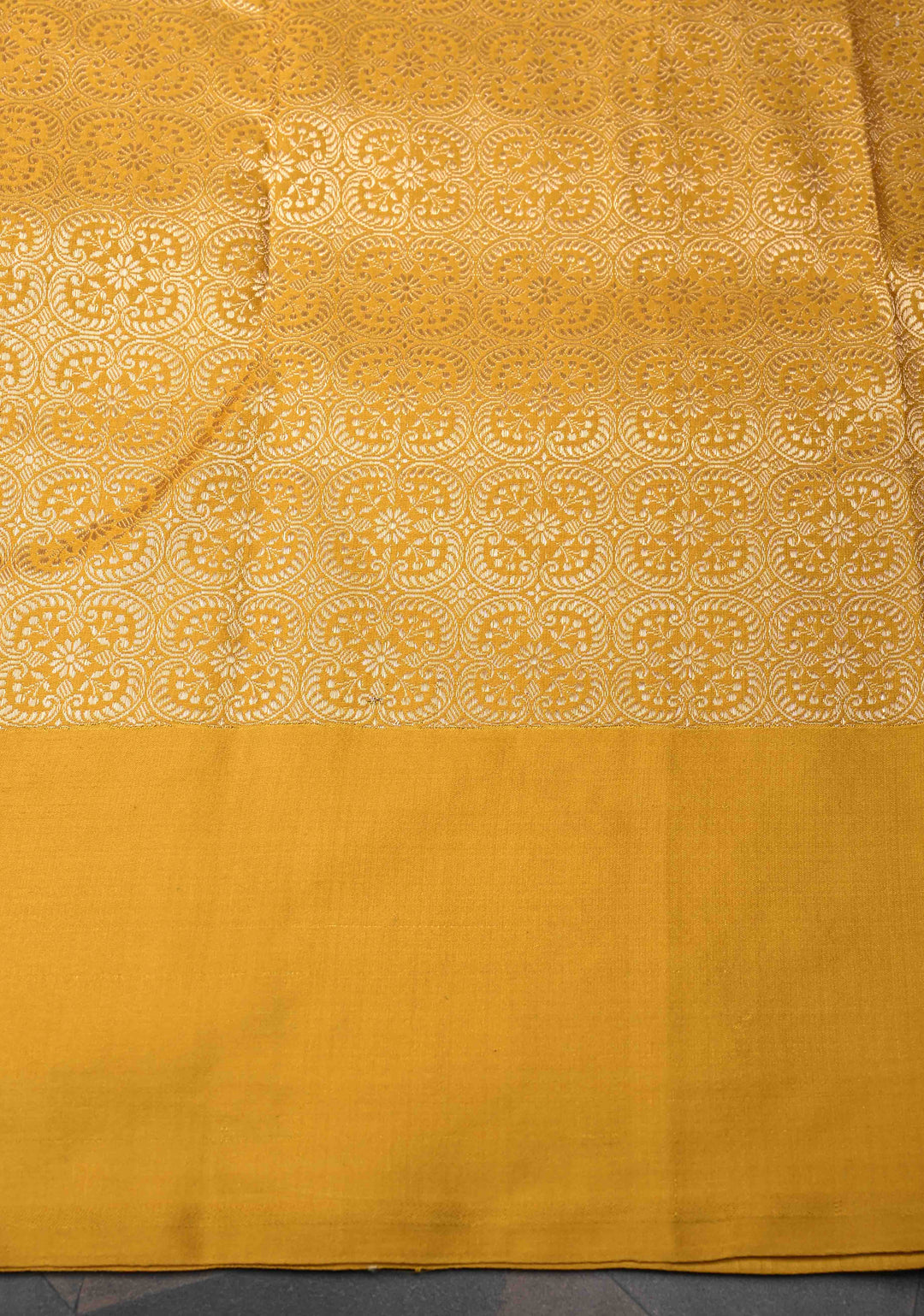 Yellow Tanchoi Floral Self Brocade Banarasi Silk Saree in Pure Silk Satin and Zari Border | SILK MARK CERTIFIED