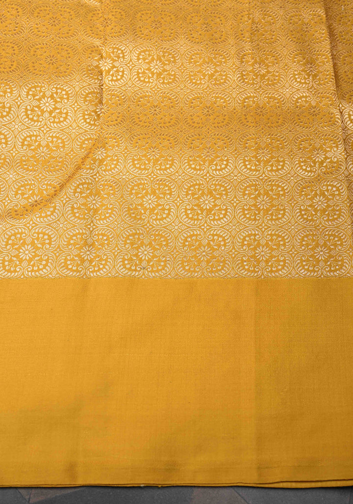Yellow Tanchoi Floral Self Brocade Banarasi Silk Saree in Pure Silk Satin and Zari Border | SILK MARK CERTIFIED
