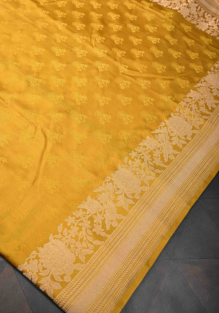 Yellow Tanchoi Floral Self Brocade Banarasi Silk Saree in Pure Silk Satin and Zari Border | SILK MARK CERTIFIED