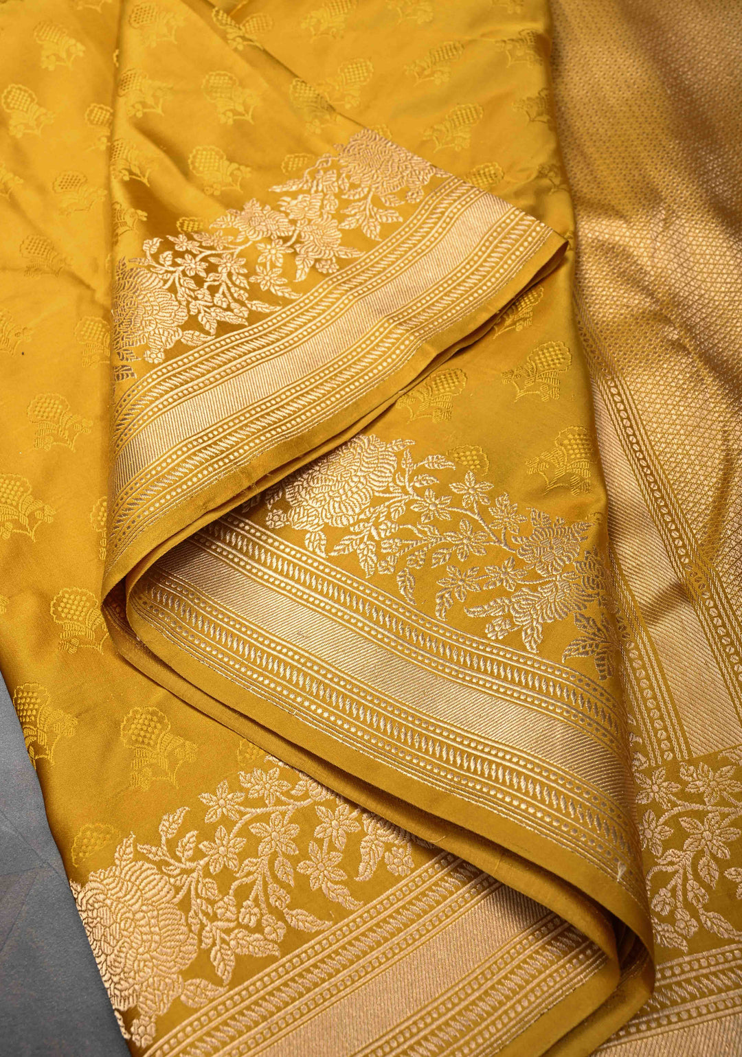 Yellow Tanchoi Floral Self Brocade Banarasi Silk Saree in Pure Silk Satin and Zari Border | SILK MARK CERTIFIED