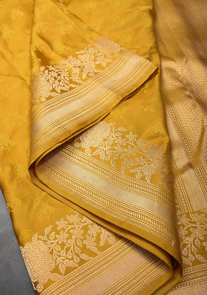 Yellow Tanchoi Floral Self Brocade Banarasi Silk Saree in Pure Silk Satin and Zari Border | SILK MARK CERTIFIED
