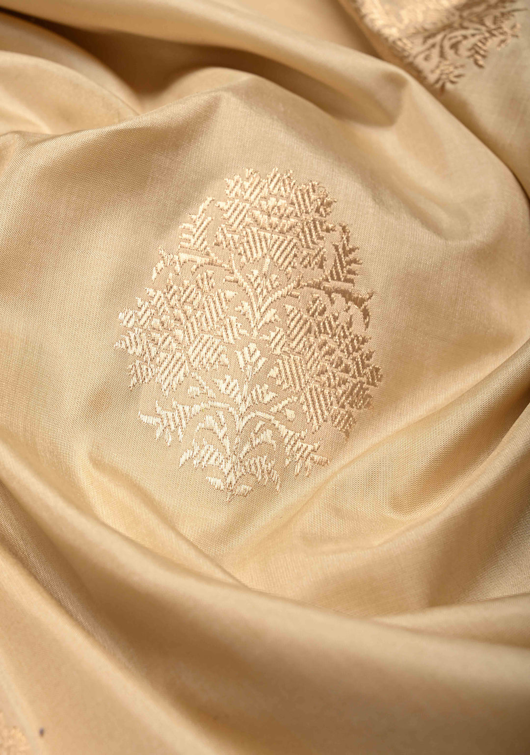 Beige Pure Banarasi Katan Silk Saree with Floral Zari buttas and Contrast Wide Floral KadhiyalZari Border| SILK MARK CERTIFIED