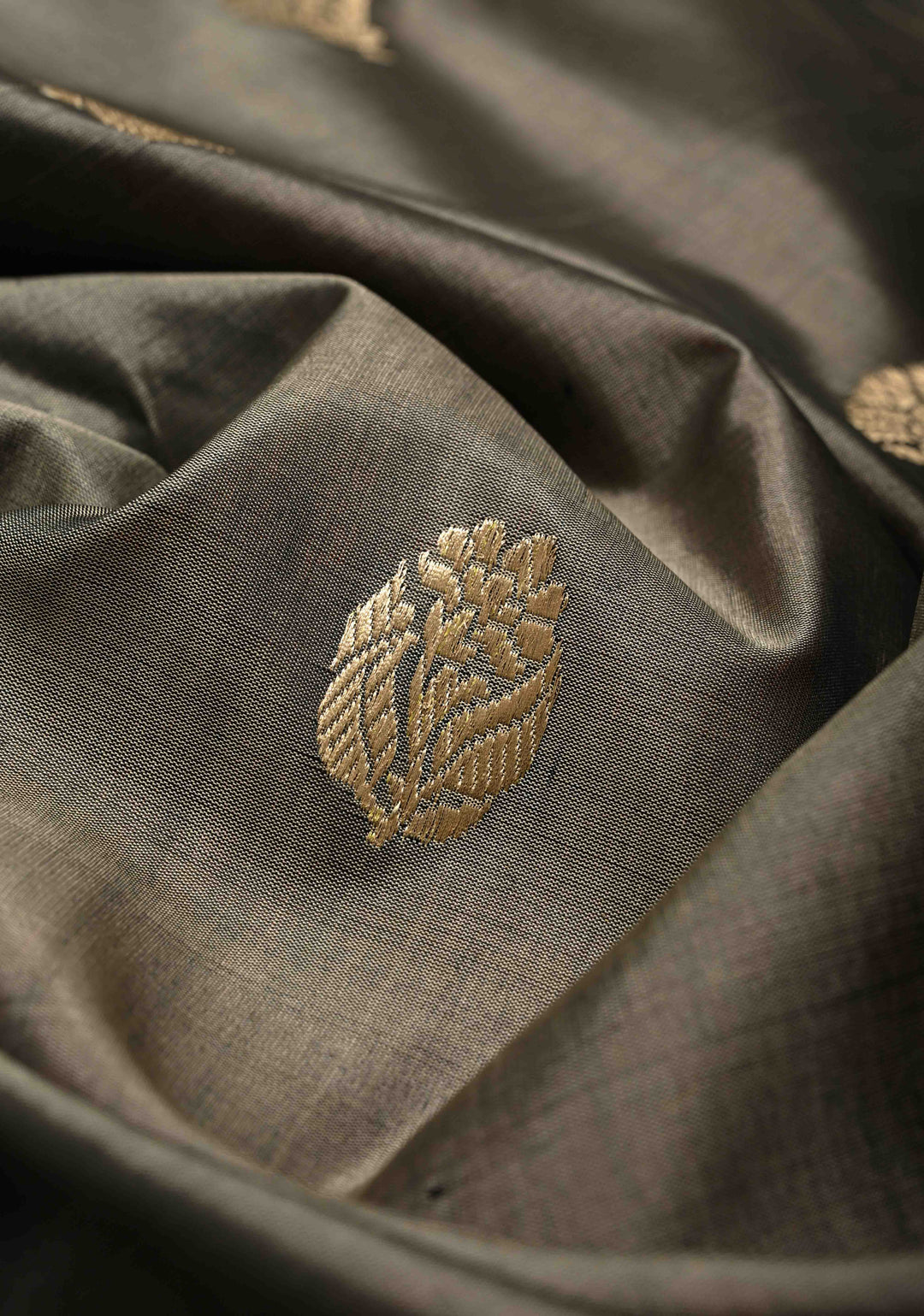 Grey Pure Banarasi Katan Silk Saree with Floral Zari Buttas and Contrst  Meenakari Wide Border | SILK MARK CERTIFIED