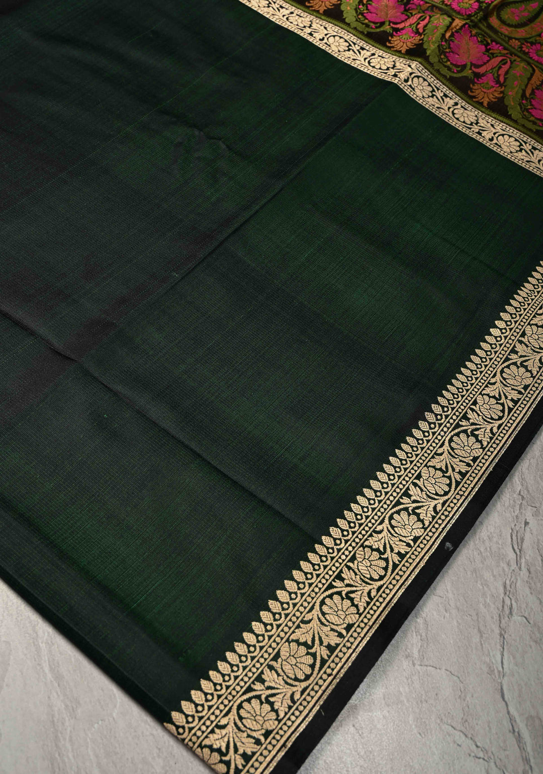 Deep Green Mashru Silk Saree with Tanchoi Pallu and and Blouse | SILK MARK CERTIFIED