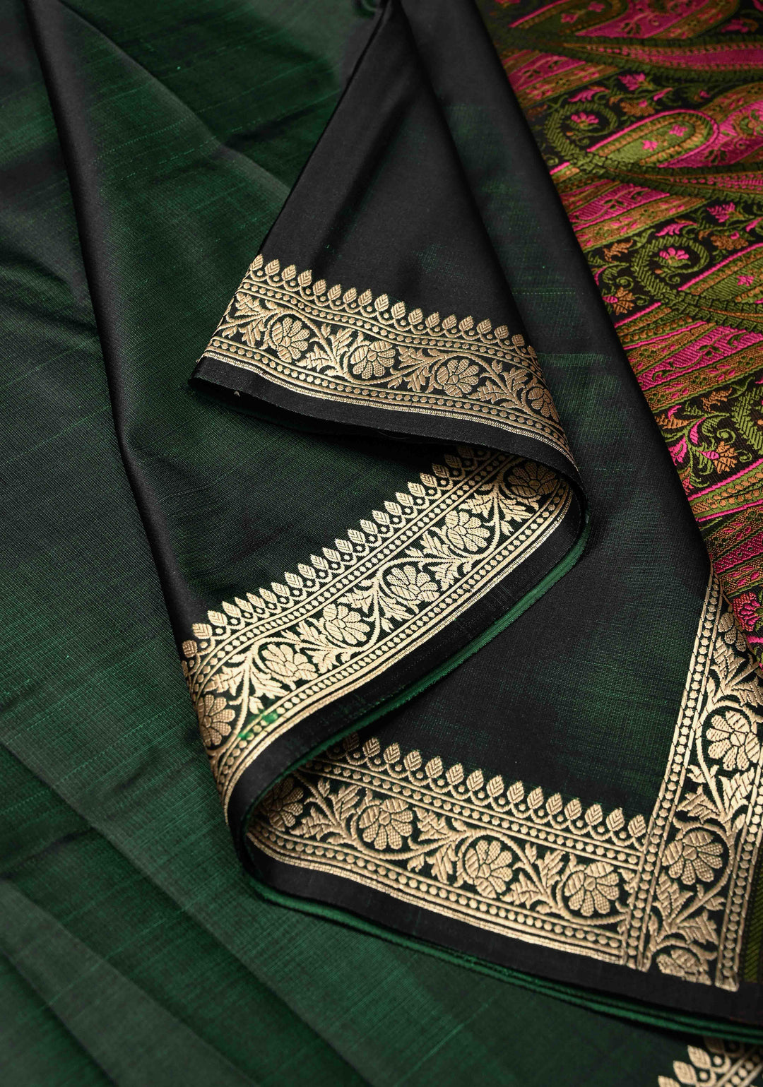 Deep Green Mashru Silk Saree with Tanchoi Pallu and and Blouse | SILK MARK CERTIFIED