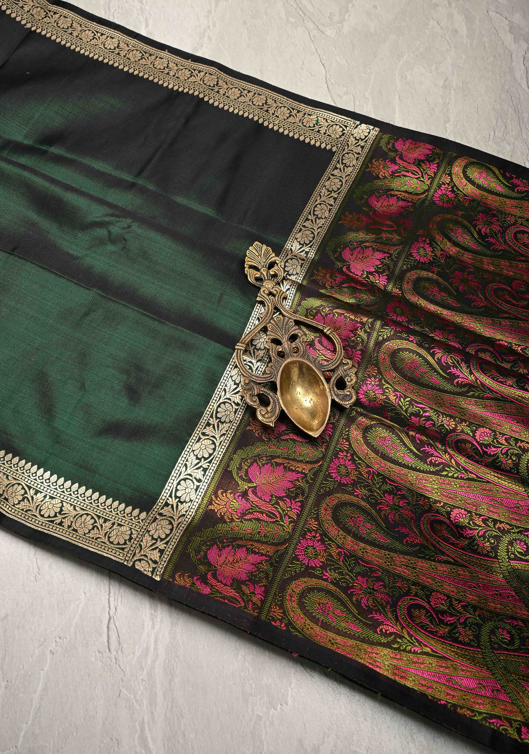 Deep Green Mashru Silk Saree with Tanchoi Pallu and and Blouse | SILK MARK CERTIFIED
