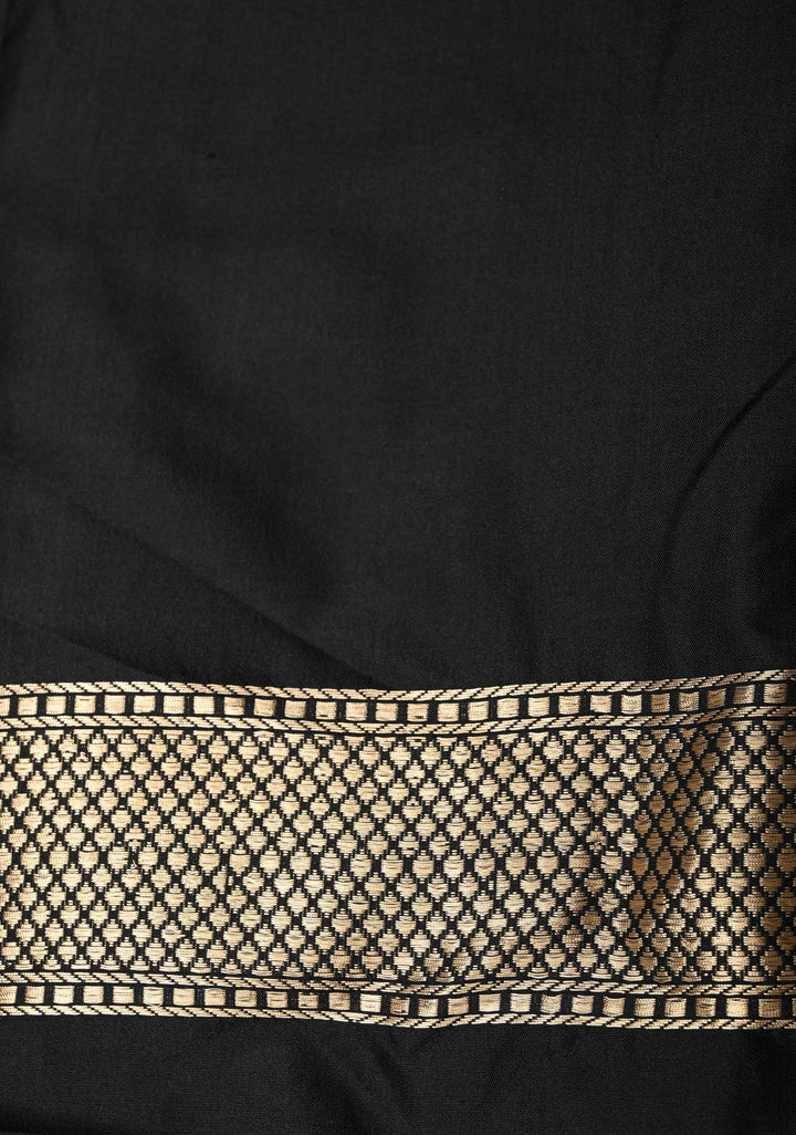 Exquisite Black Banarasi Katan Silk Saree with Floral Buttis and Meenakari Arch Wide Zari Border | SILK MARK CERTIFIED