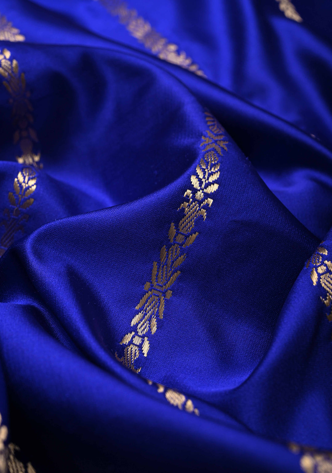 Royal Blue Mashru  Silk Saree with stripes Pattern and Scalloped  Zari Border | SILK MARK CERTIFIED