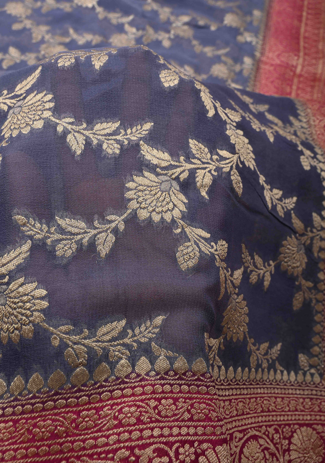 Lilac Banarasi Georgette Silk Saree with Floral Jaal and Contrast Zari Border | SILK MARK CERTIFIED