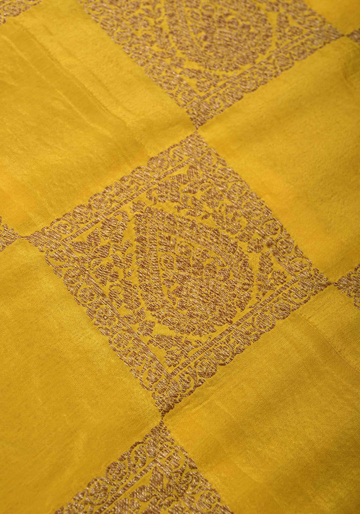 Exquisite Yellow Banarasi Georgette Silk Saree with Antique Zari Geometric Pattern and Zari Border | SILK MARK CERTIFIED