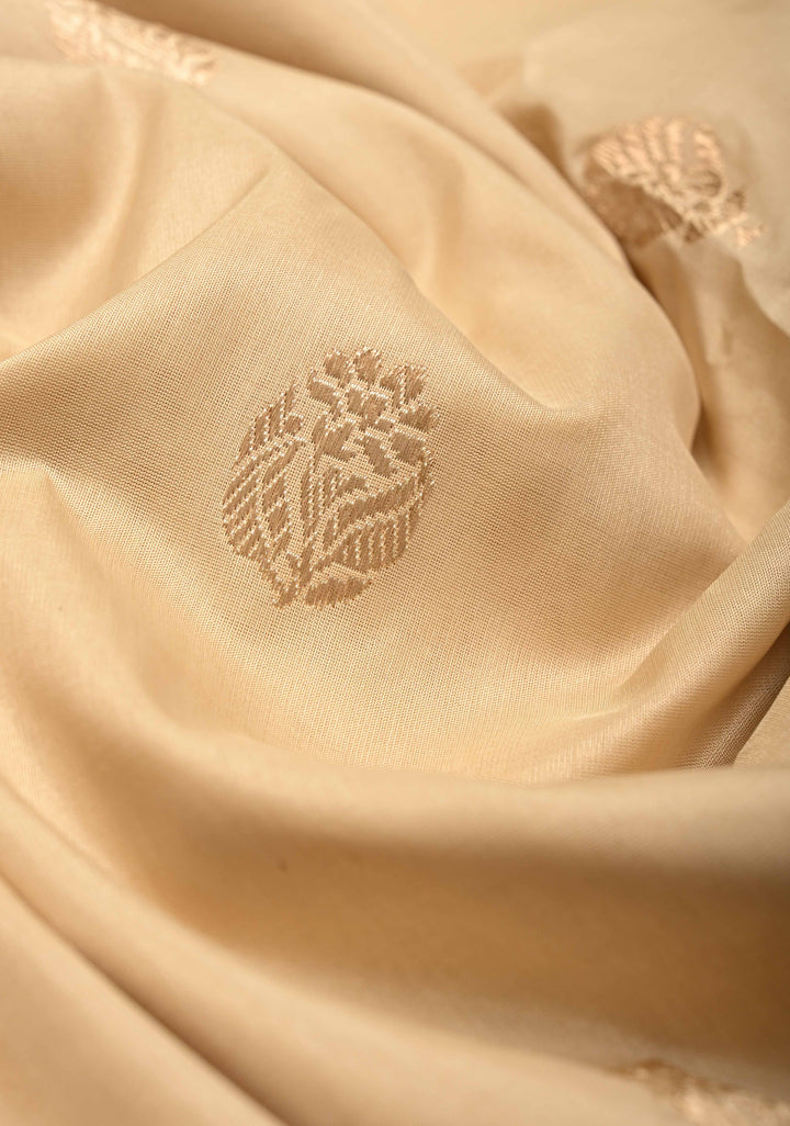 Kadhiyal Weave Beige Pure Banarasi Katan Silk Saree with Floral Zari Buttas and Contrast Meenakari Wide Zari Border | SILK MARK CERTIFIED