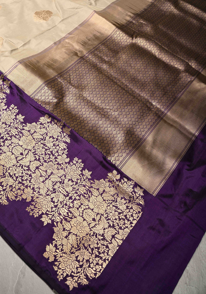 Kadhiyal Weave Beige Pure Banarasi Katan Silk Saree with Floral Zari Buttas and Contrast Zari Border | SILK MARK CERTIFIED