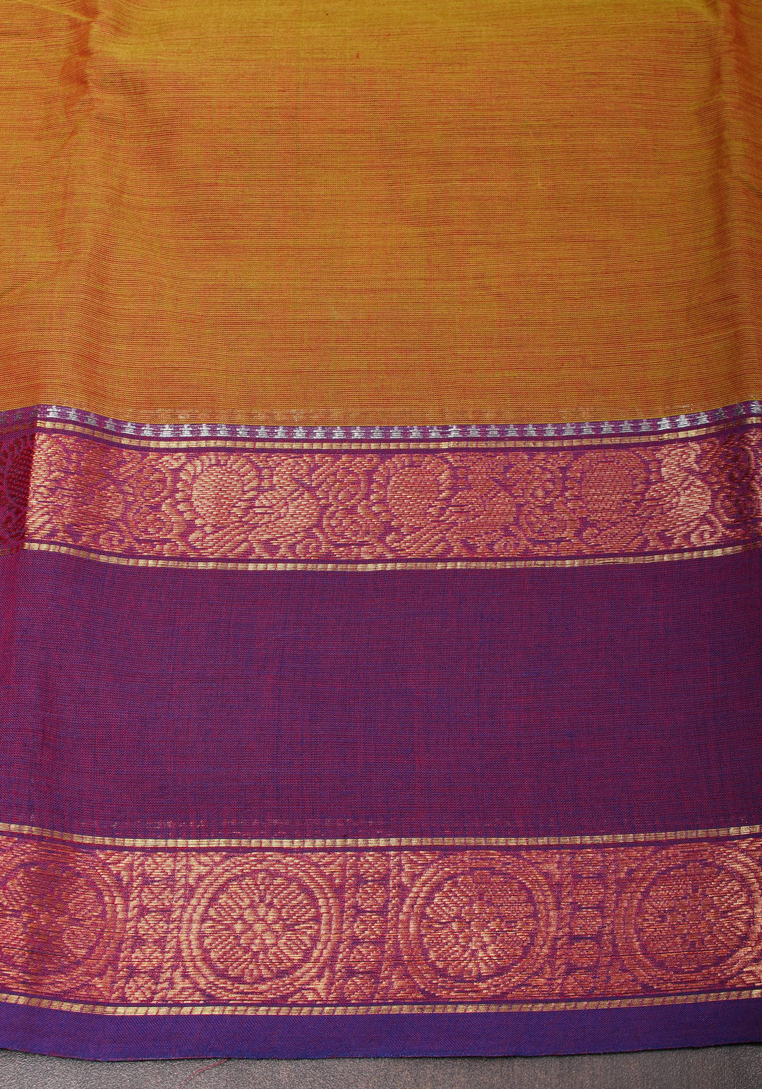 Green-Red Dual tone Kanchi Cotton Saree with Ganga Jamuna zari border, No Blouse piece