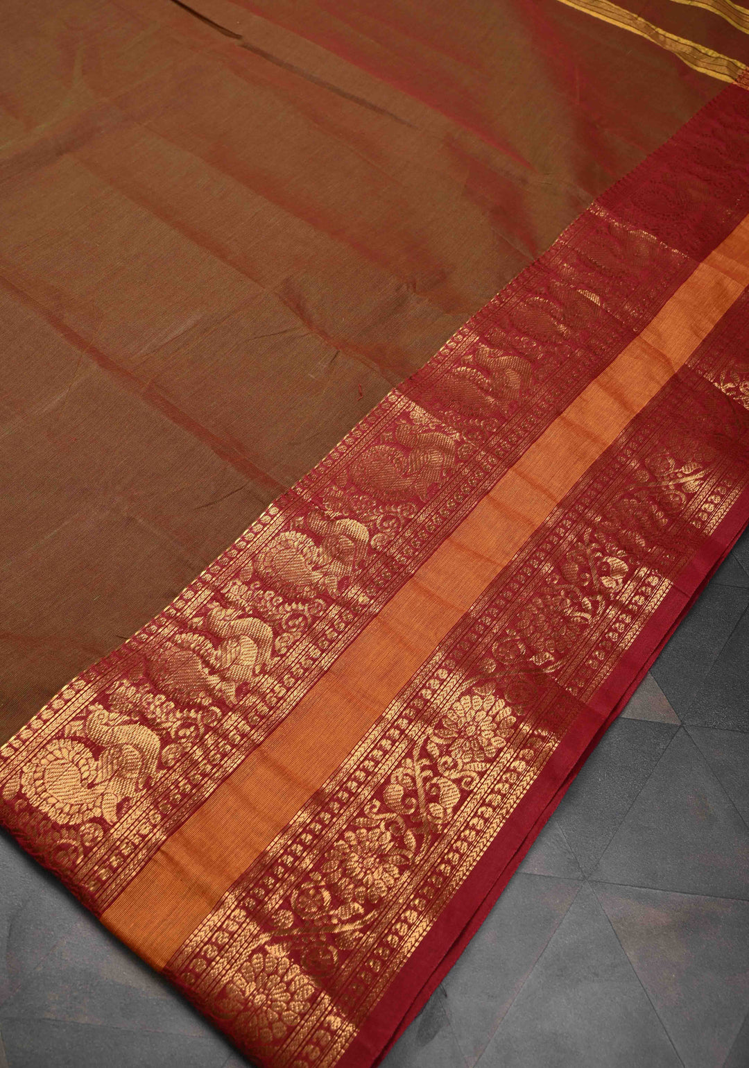 Rusty Brown Dual Tone Kanchi Cotton Saree with Contrast zari border, No Blouse piece