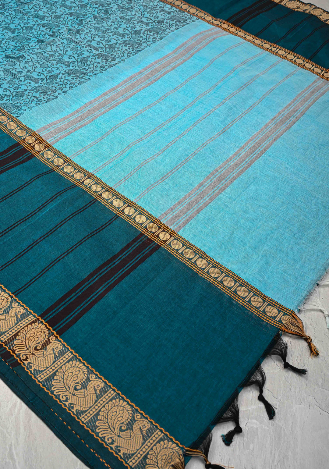 Pretty Chettinad Cotton Vanasingaram Panel Handwoven Saree in Sky Blue