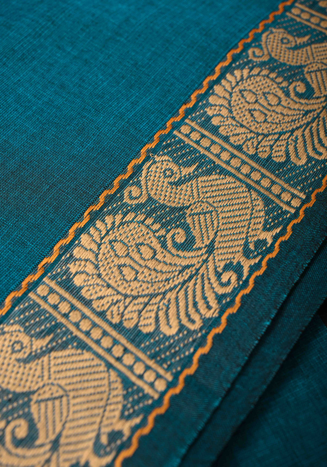 Pretty Chettinad Cotton Vanasingaram Panel Handwoven Saree in Sky Blue