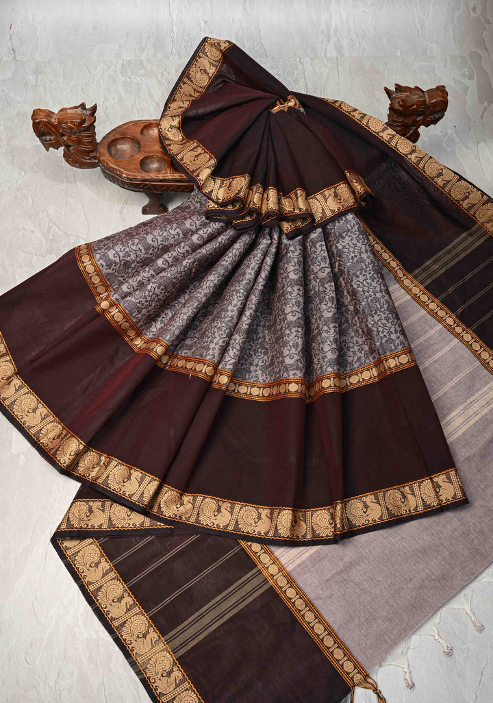 Pretty Chettinad Cotton Vanasingaram Panel Handwoven Saree in Ash Gray