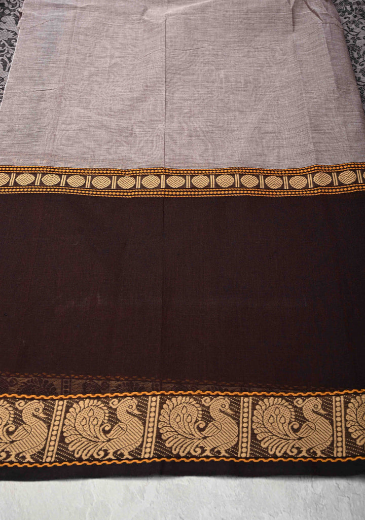 Pretty Chettinad Cotton Vanasingaram Panel Handwoven Saree in Ash Gray
