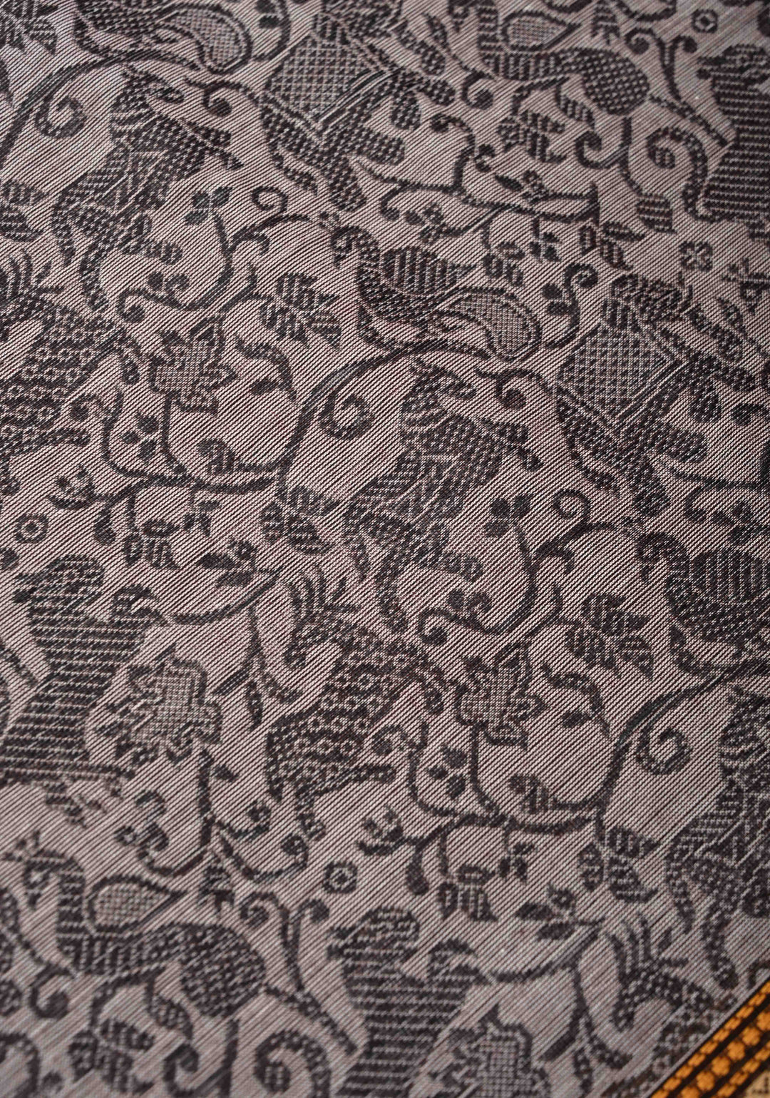 Pretty Chettinad Cotton Vanasingaram Panel Handwoven Saree in Ash Gray