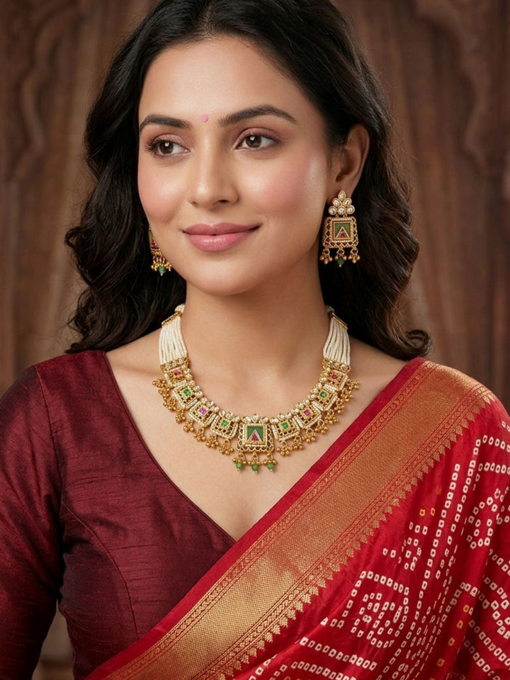 Antique Gold Chorski Necklace Set | SHOBITAM