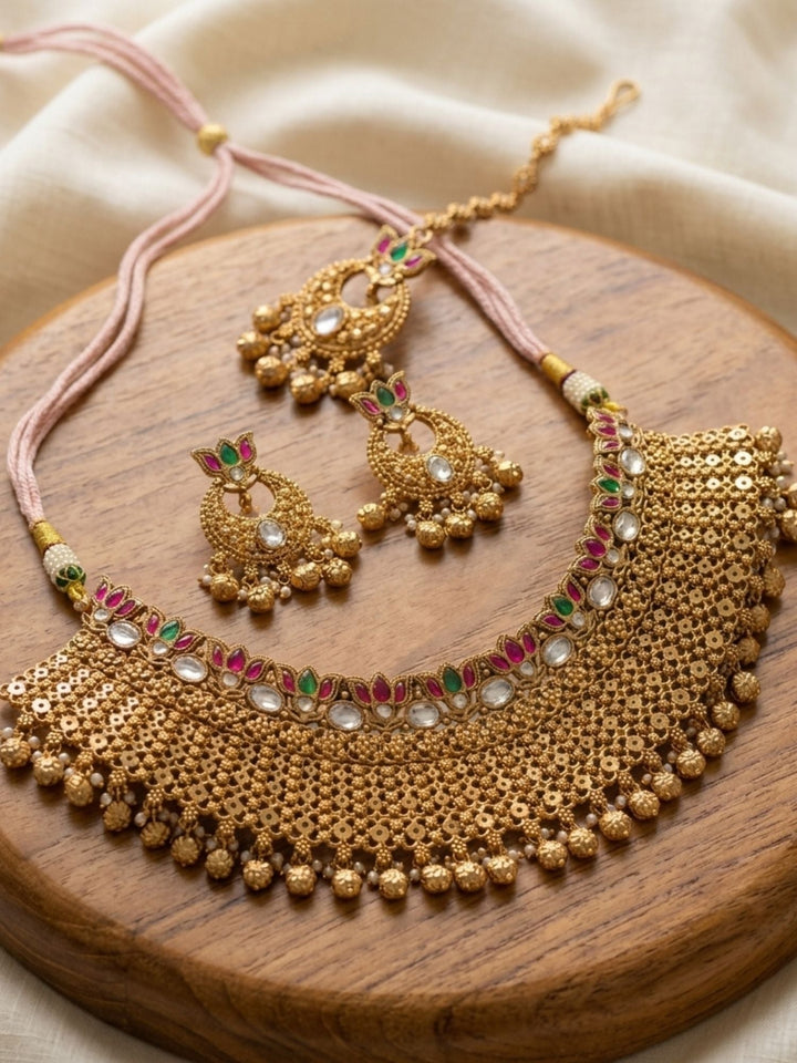 Traditional Gold Temple Jewelry Set with Maang Tikka | SHOBITAM