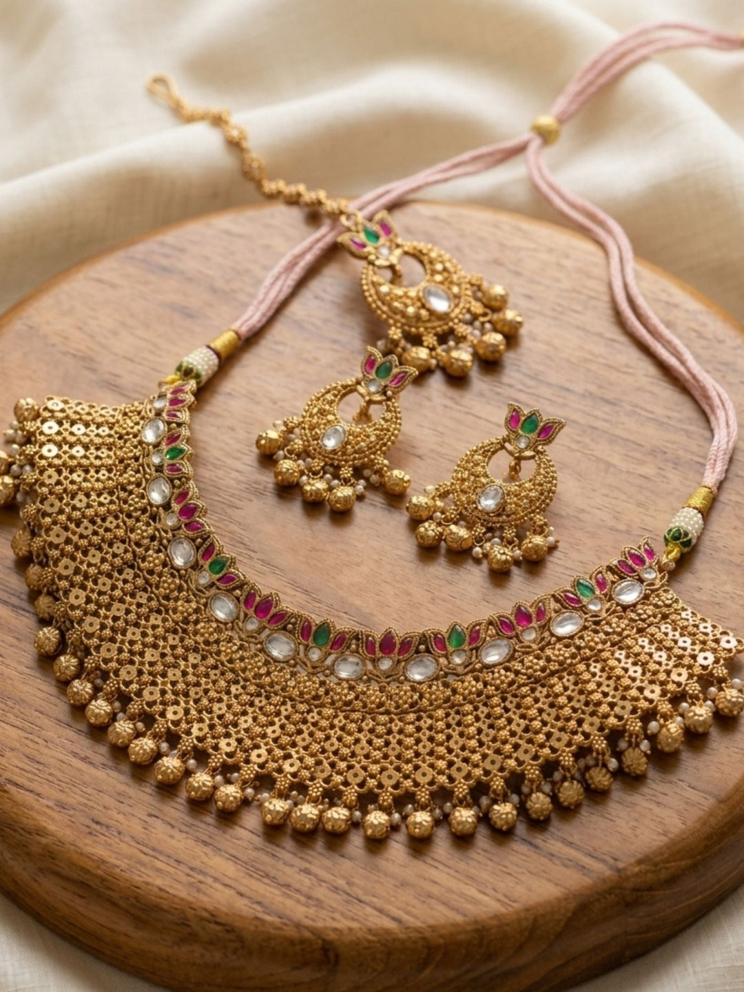 Traditional Gold Temple Jewelry Set with Maang Tikka | SHOBITAM