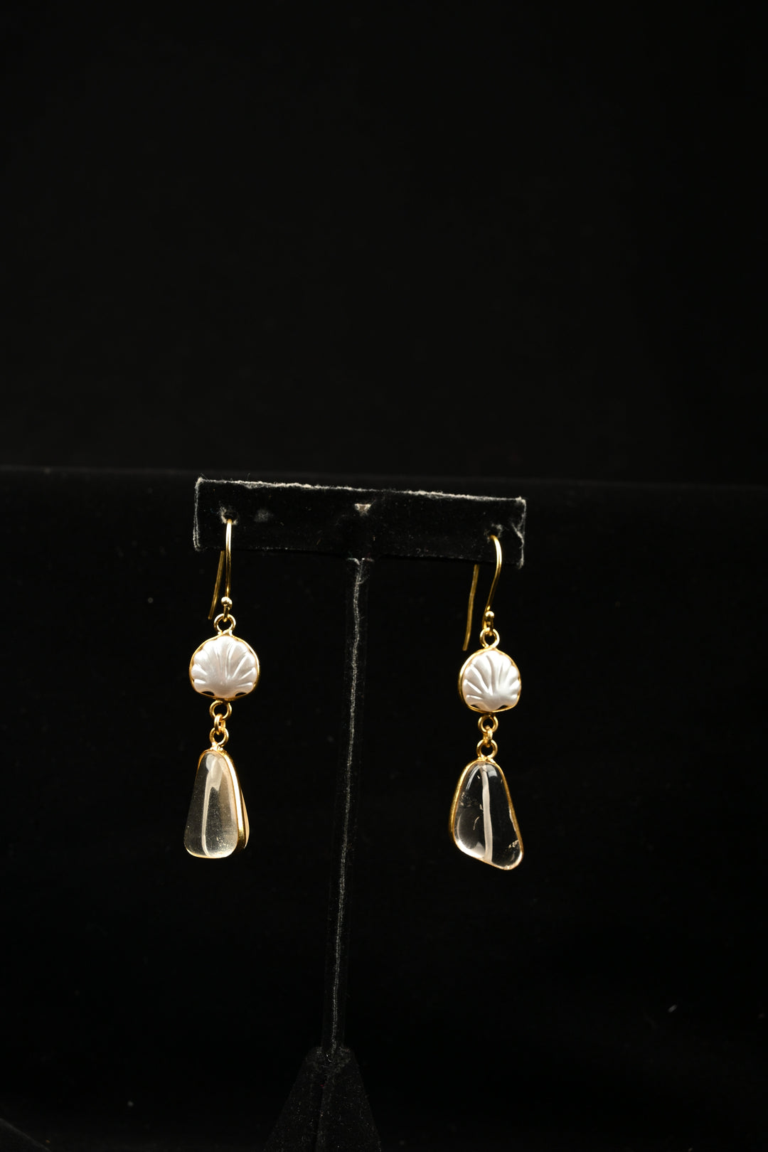 Aurora Semi precious Quartz & Pearl Statement Necklace Set | SHOBITAM