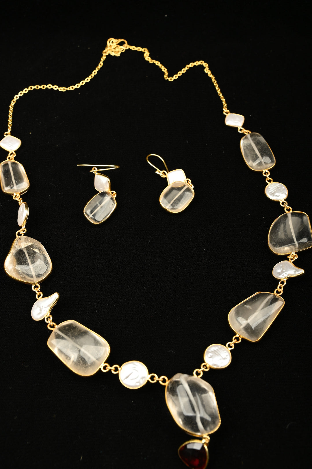 Seashell Clear Quartz Necklace Set | SHOBITAM