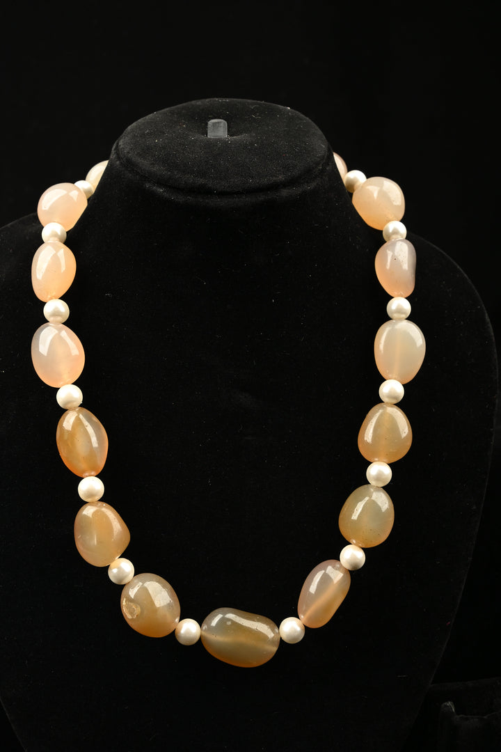 Dusky Peach Agate & Pearl Oval Bead Necklace | SHOBITAM