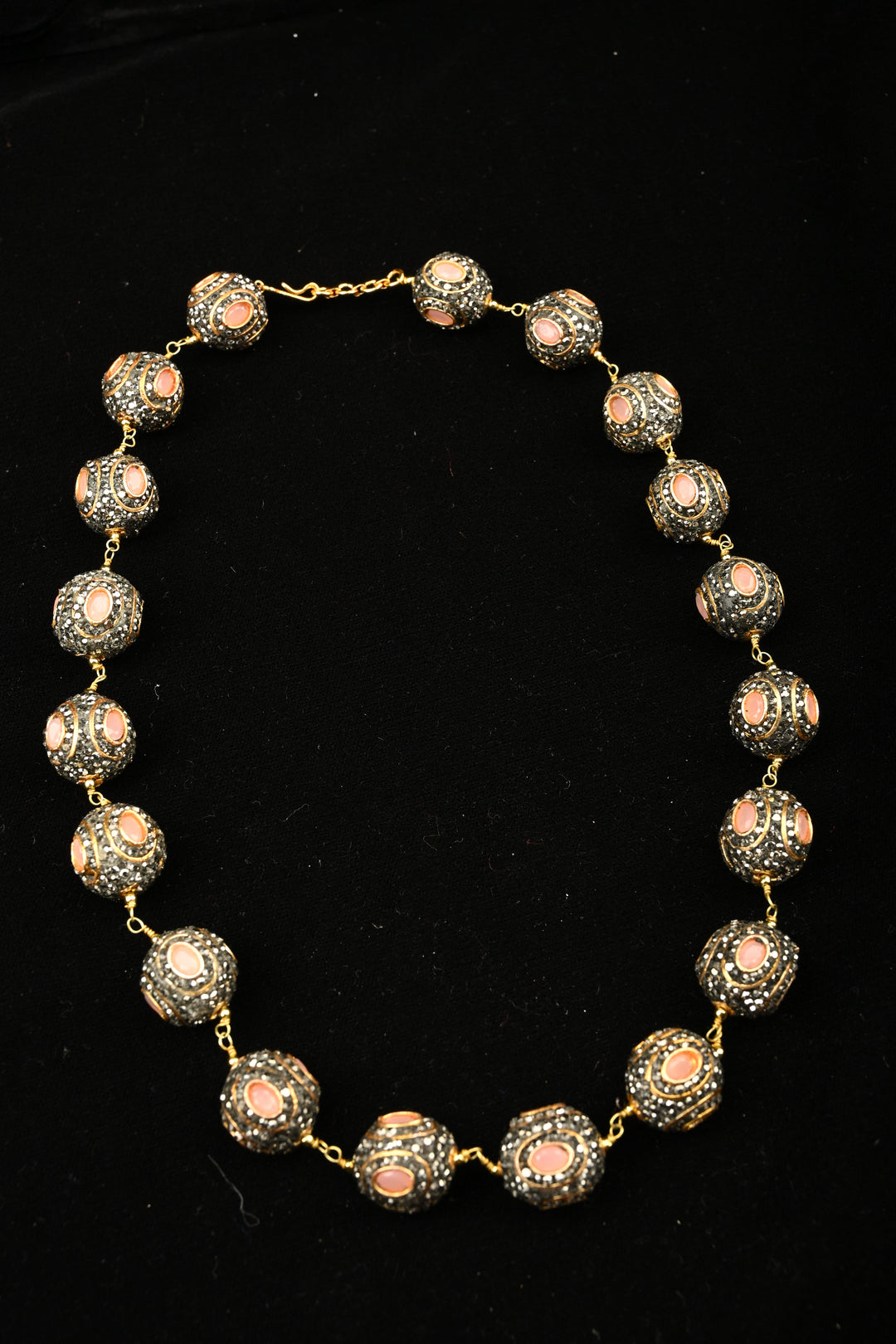 Evaarah Bead Necklace Set with Peach Inlay
