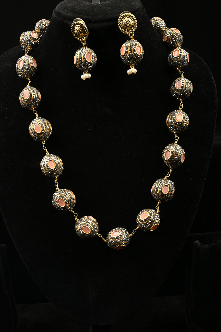 Evaarah Bead Necklace Set with Peach Inlay