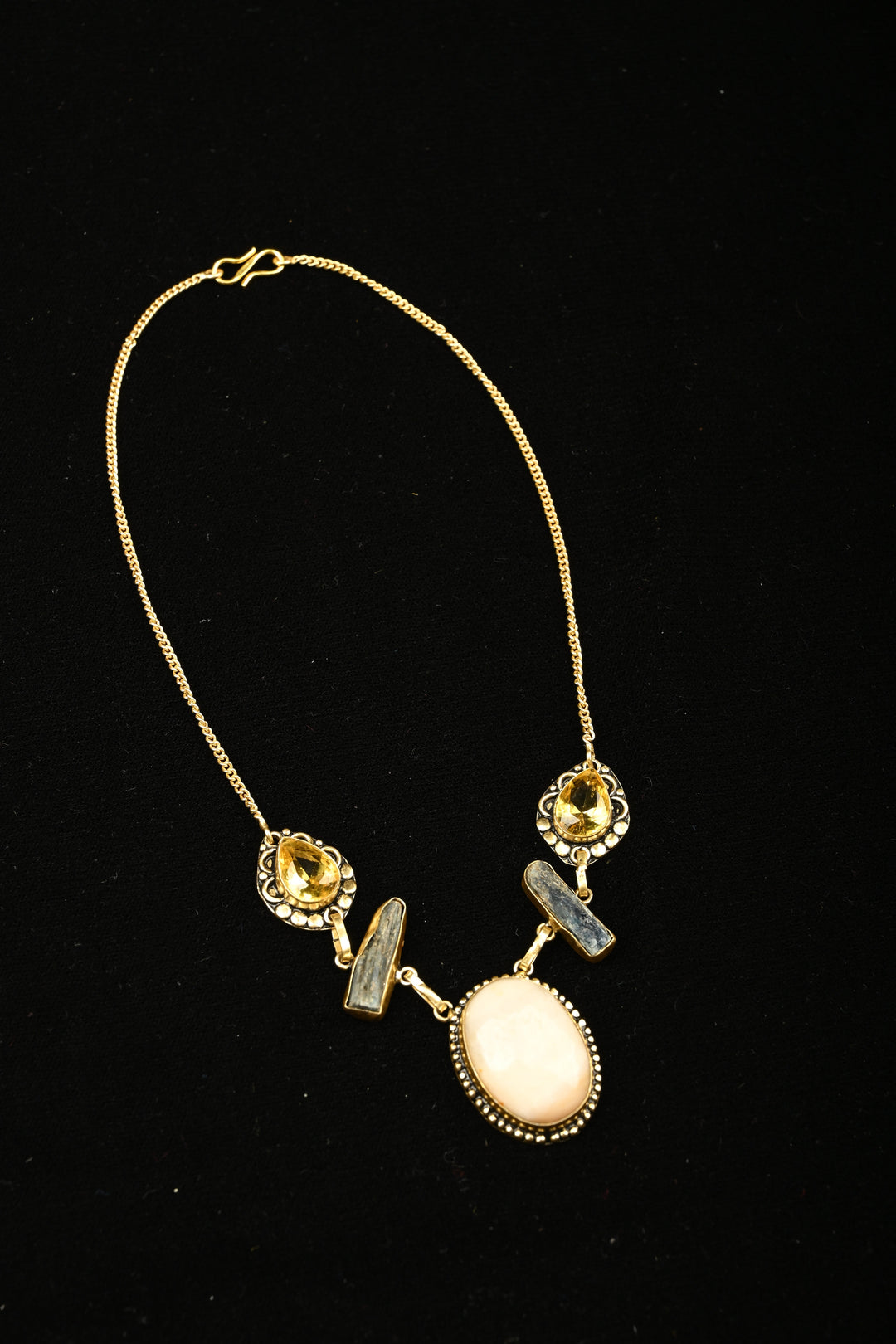Matilda Aventurine & Onyx Semiprecious Necklace | SHOBITAM