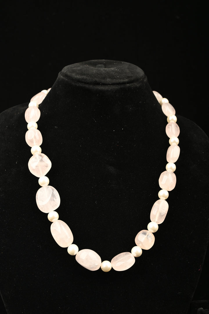 Natural Blush Pink Rosé Quartz and white beads Necklace | SHOBITAM