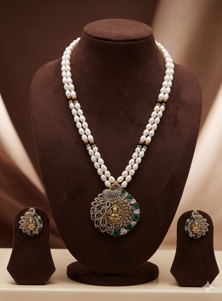 Divine Aura Freshwater Pearl Pendant Set | SHOBITAM