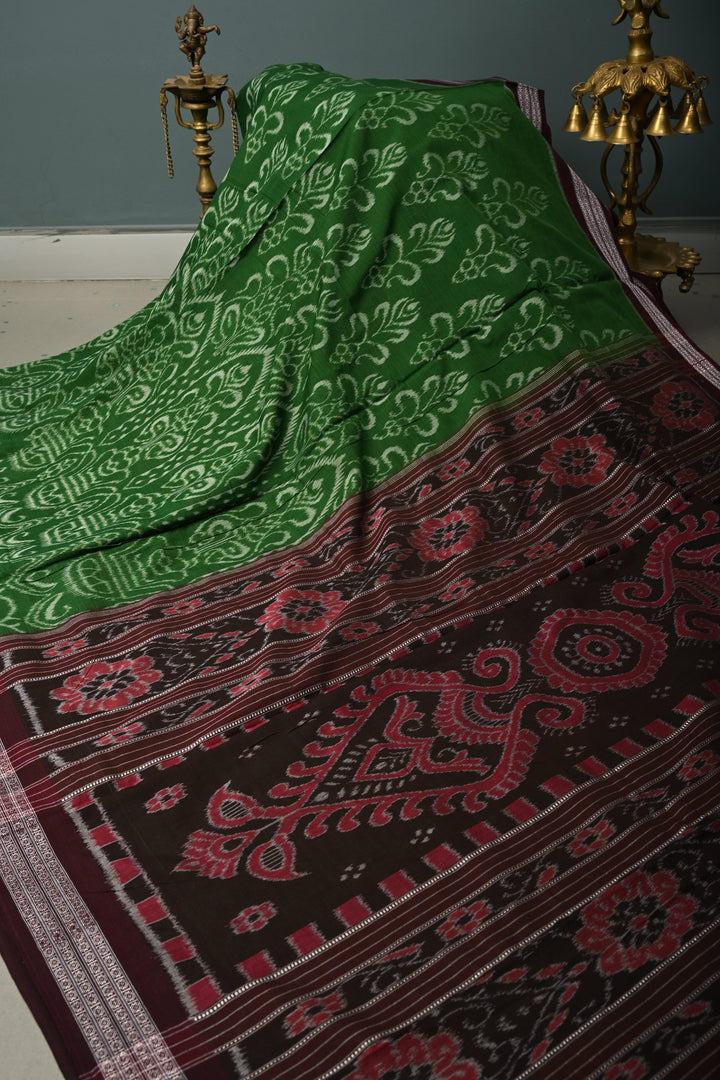Grass Green Sambhalpuri ikkat Cotton Handloom Saree With Contrast Border, No Blouse Piece