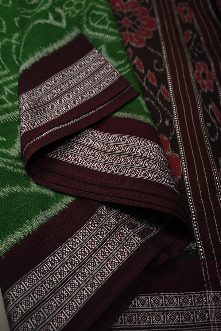 Grass Green Sambhalpuri ikkat Cotton Handloom Saree With Contrast Border, No Blouse Piece