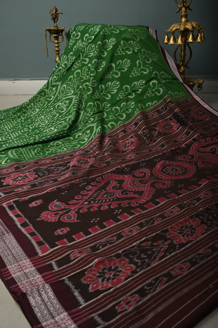 Grass Green Sambhalpuri ikkat Cotton Handloom Saree With Contrast Border, No Blouse Piece