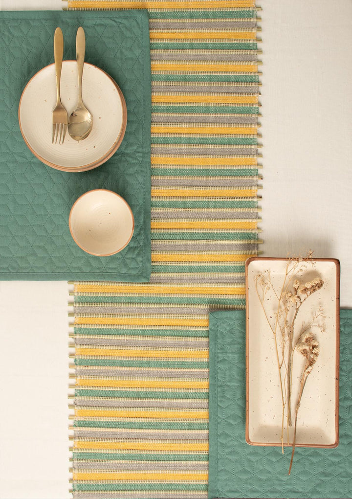 Hues woven grass boho table runner for 4 seater or 6 seater dining - Multicolor - Multicolor | SHOBITAM