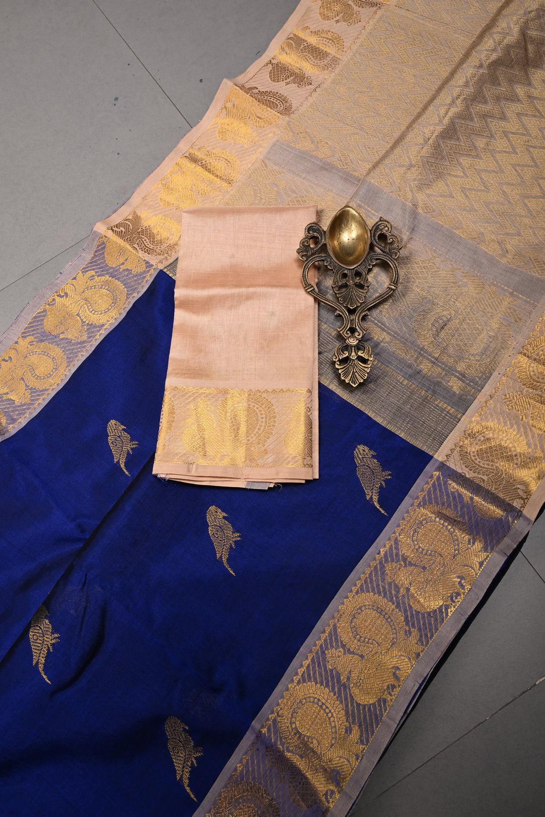 Ink Blue Kanchi Silk Cotton Handloom Saree with Birds Zari Buttas and Zari Border | SHOBITAM