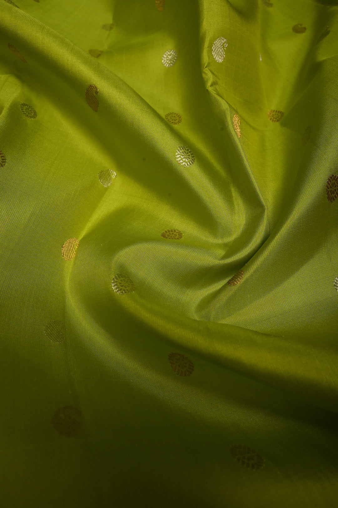 Chartreuse Gadwal Silk Saree with Gold Silver Zari Buttas and Contrast Wide Zari Border | SILK MARK CERTIFIED | SHOBITAM
