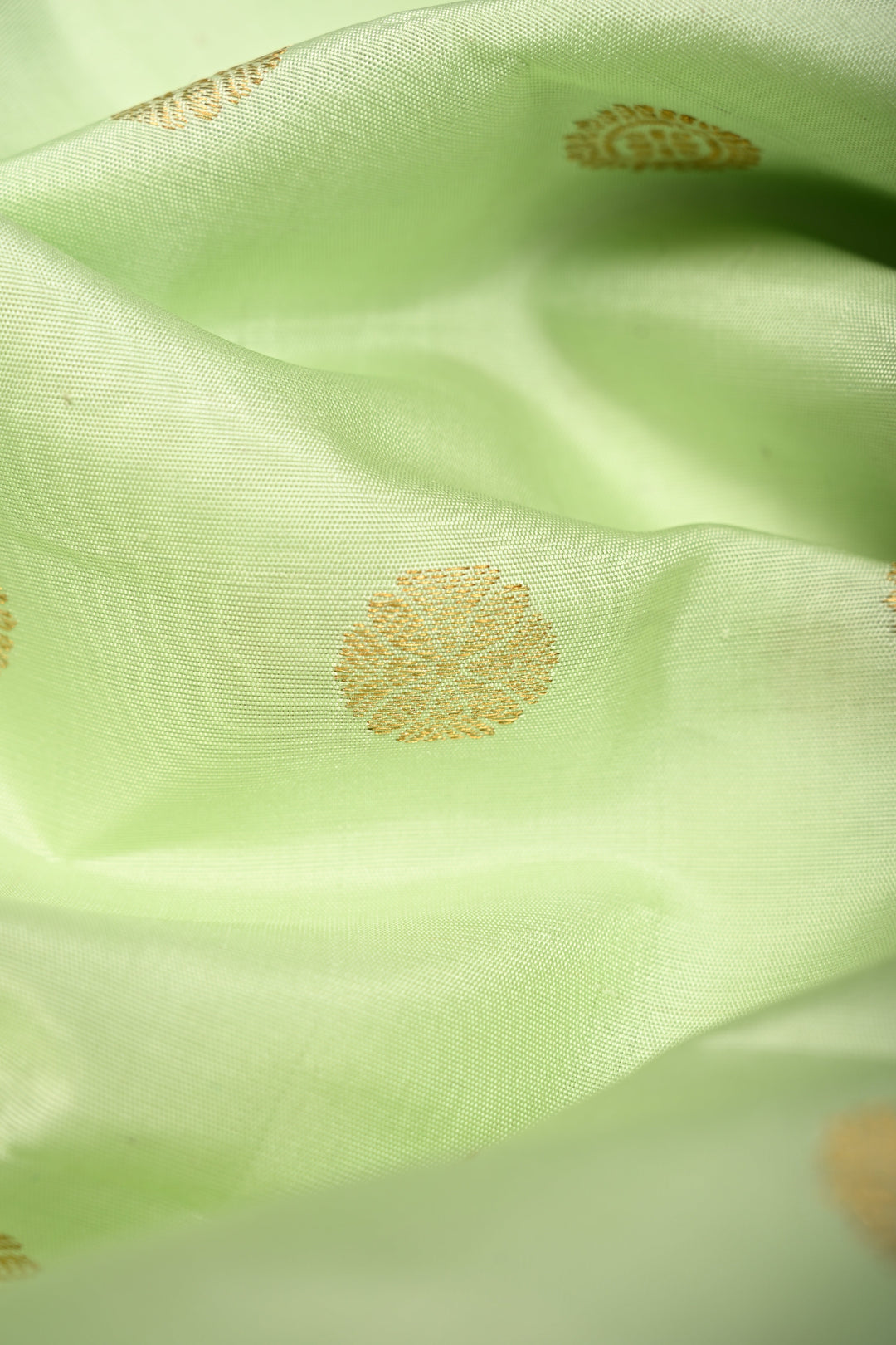 Korvai Tea Green Pure Gadwal Silk Saree with Zari Buttas and Contrast Wide Zari Border | SILK MARK CERTIFIED | SHOBITAM