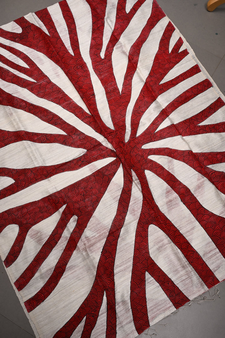 Off White Geecha Tussar Silk Dupatta with Edible Makhana Plant Handpainting | SILK MARK CERTIFIED | SHOBITAM