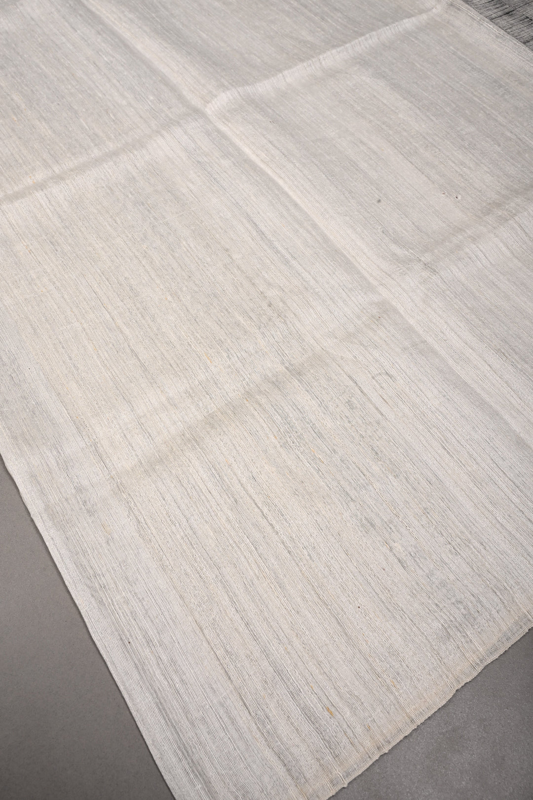 White Geecha Tussar Silk Dupatta with Geometric Jaal Motifs Handpainting | SILK MARK CERTIFIED | SHOBITAM