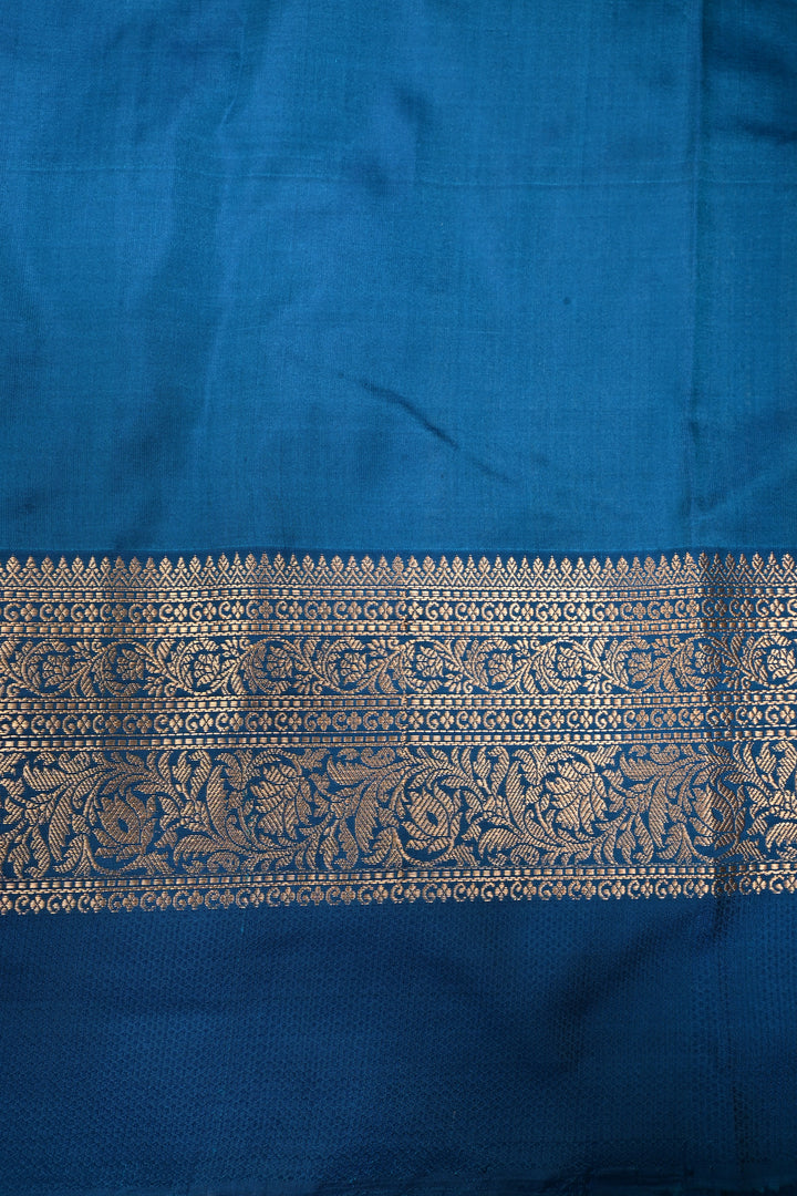 Shades of Green-Blue Banarasi Katan Silk Saree with Checks and Kanjivaram Style Borders | SILK MARK CERTIFIED | SHOBITAM