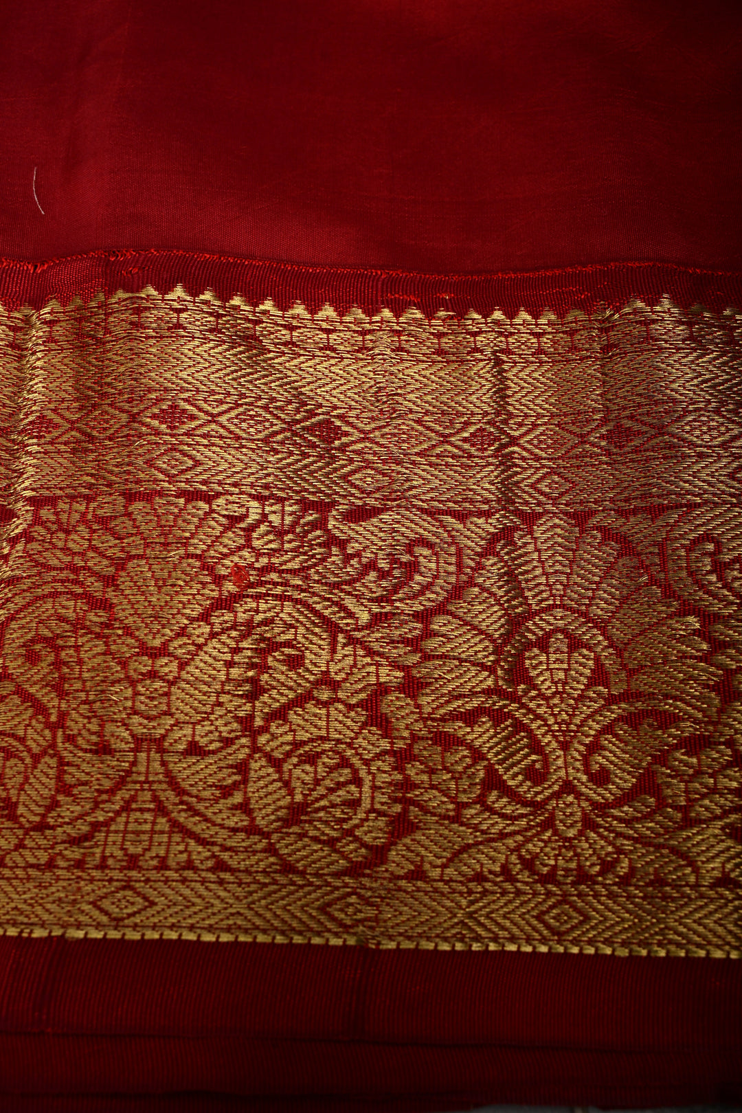 Sapphire Blue Bandhni Design on Pure Kanjivaram Silk Saree with Kalamkari Handpainted Panel and Fushion Contrast Zari Border | SILK MARK CERTIFIED | SHOBITAM