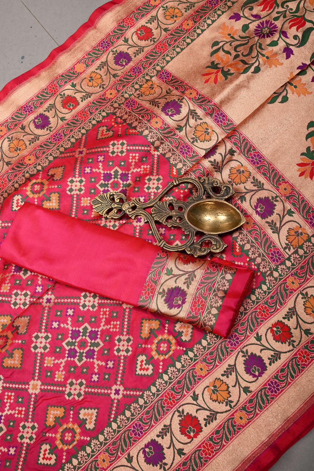 Exquisite Meenakari Banarasi Katan Silk Saree in Hot Pink Dual tone with Geometric Brocade Jaal and Border | SILK MARK CERTIFIED