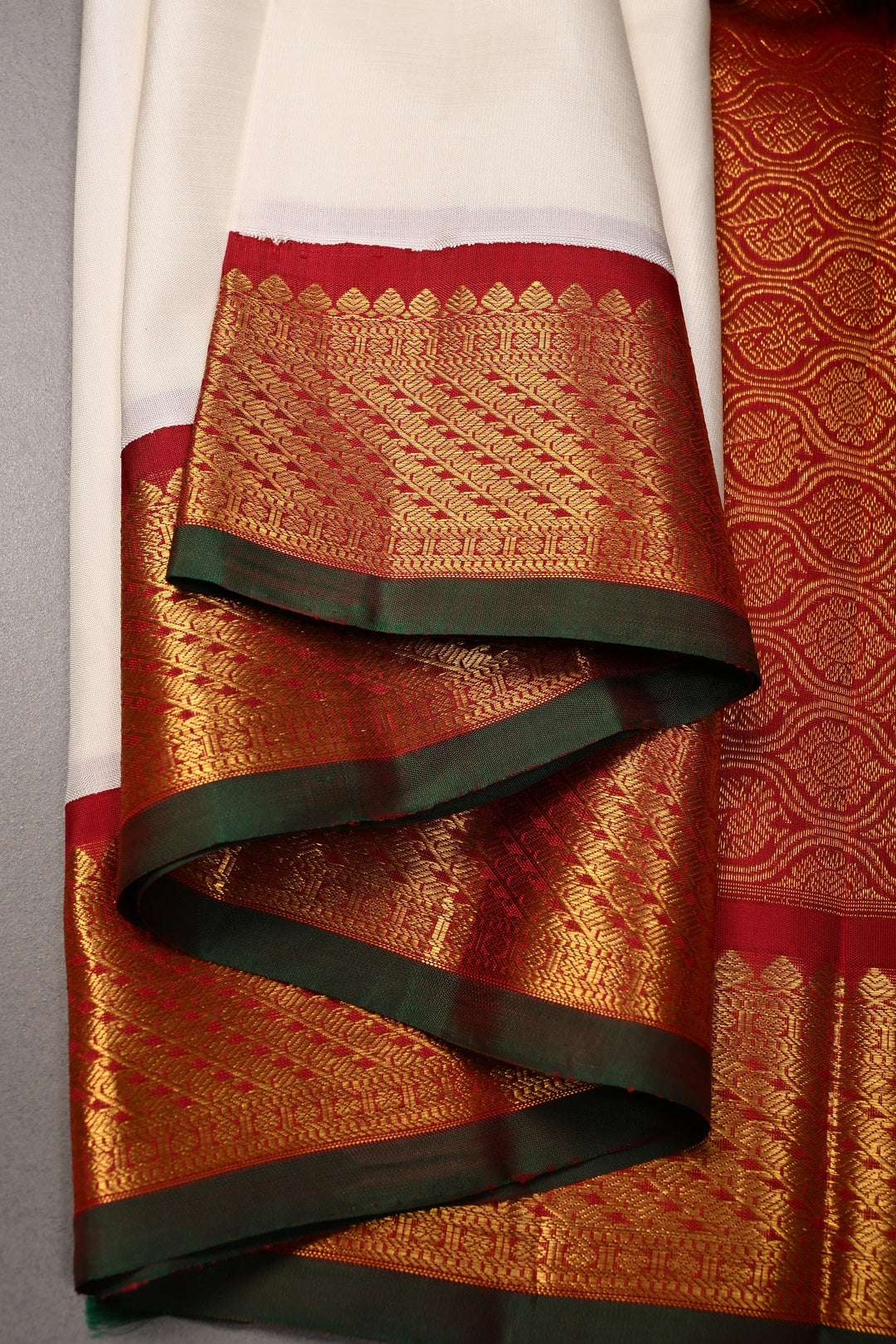 Off White Korvai Kanjivaram Pure Silk Saree with Contrast Zari Border | SILK MARK CERTIFIED | SHOBITAM