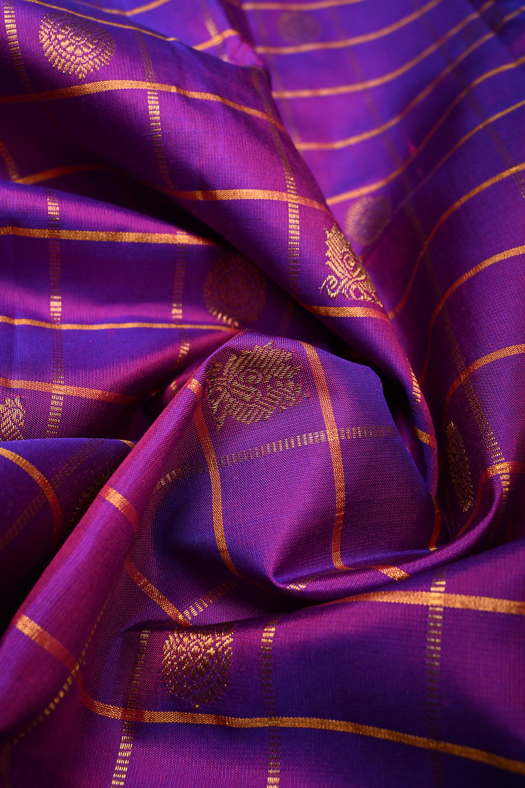 Purple Dual Tone Zari Checks on Pure Kanjivaram Silk Saree with Zari Buttas and Contrast Zari Border | SILK MARK CERTIFIED | SHOBITAM